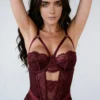 PywF6npFSKaT3wTHG6osR (1) Body lingerie bordeaux en dentelle